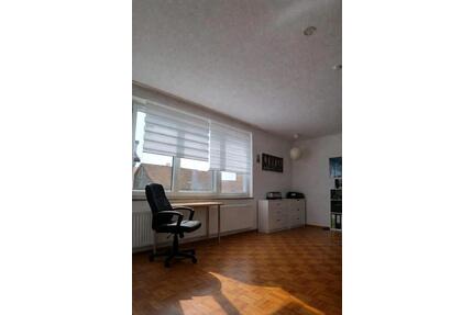 Wohnung zum 1.7..2026 - 730,00&nbsp;EUR Kaltmiete, ca.&nbsp; 100,00&nbsp;m&sup2; in Kalefeld (PLZ: 37589)