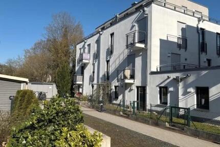 Provisionsfrei: Moderne 5-Zimmer-EG-Wohnung mit 2 Gärten & TG - Neuburg an der Donau