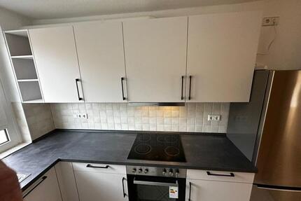 - - - ! ! ! EINBAUKÜCHE - - - BALKON - - - DACHGESCHOSS ! ! ! - - - - Chemnitz