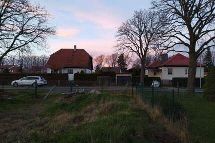 Baugrundstück mit Genehmigung für 741 qm BGF, 8 WE, für Investoren oder Bauträger - provisionsfrei - Falkensee