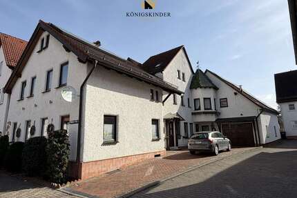Haus zum Kaufen in Dettingen unter Teck 745.000,00 € 197 m²