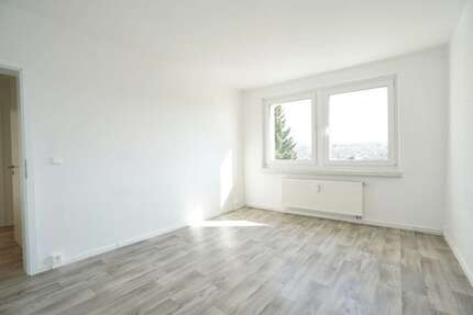 Wohnung zum Mieten in Chemnitz 241,22 € 42.32 m²