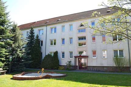 Wohnung zum Mieten in Schwarze Pumpe 244,05 € 44.78 m²