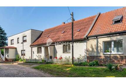 Handwerker aufgepasst: Reihenmittelhaus mit Hof und Nebengebäuden in Beidersee - Petersberg