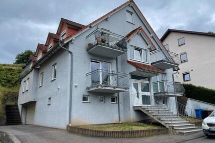 Großzügige 100 m² Maisonette- Wohnung am Waldrand - Wiesthal