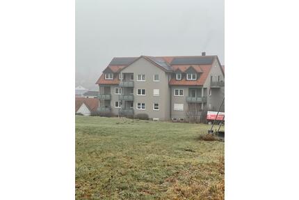 Helle sonnige 2-Zimmerwohnung - 495,00&nbsp;EUR Kaltmiete, ca.&nbsp; 60,50&nbsp;m&sup2; in Windischeschenbach (PLZ: 92670)