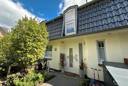 Moderne Doppelhaushälfte in Bremen Oberneuland