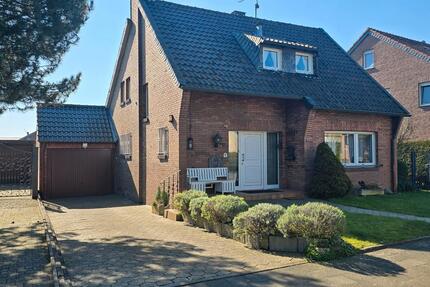 Schönes freistehendes Einfamilienhaus mit Garage - Geilenkirchen