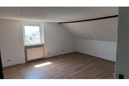 Frisch renovierte 55qm 2, 5zkb studio whonung. (öffne Raum) - Quierschied