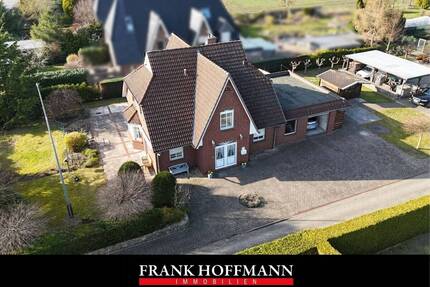 Großzügiges Einfamilienhaus auf weitläufigem Grundstück in ruhiger Lage von Halstenbek.