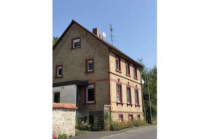 Haus zum Kaufen in Adelsheim 300.000,00 € 185 m²