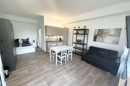 Wohnung zum Mieten in Chemnitz 499,00 € 30.67 m²