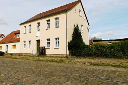 Haus zum Kaufen in Friesack 549.000,00 € 249.5 m²