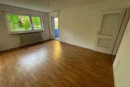 Wohnung zum Mieten in Erlangen 422,66 € 48.15 m²
