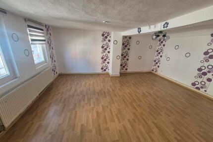 Wohnung 2 OG - 950,00&nbsp;EUR Kaltmiete, ca.&nbsp; 152,00&nbsp;m&sup2; in Spangenberg (PLZ: 34286)