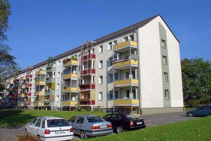 Wohnung zum Mieten in Plauen 380,26 € 69.9 m²