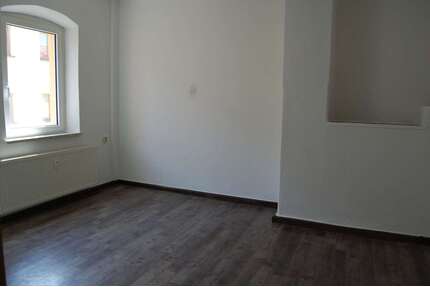 Wohnung zum Mieten in Elsterberg 349,00 € 75 m²