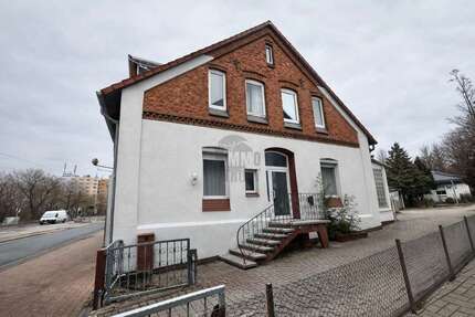 Haus zum Kaufen in Laatzen 899.000,00 € 471 m²