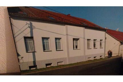 3 zimmer Altbau - 450,00&nbsp;EUR Kaltmiete, ca.&nbsp; 76,00&nbsp;m&sup2; in Milower Land (PLZ: 14715)