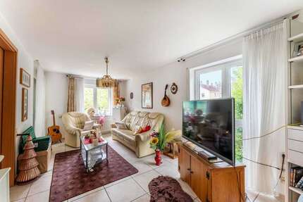 Wohnung zum Kaufen in Singen 210.000,00 € 68.03 m²