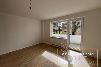 Die frisch sanierte 2-Zimmer-Wohnung mit einer Wohnfläche von ca. 61 m² befindet sich im 1. Obergeschoss eines gepflegten Mehrfamilienhauses. Die Wohnräume sind mit einem modernen braunen... - Wuppertal Gemarkung Vohwinkel