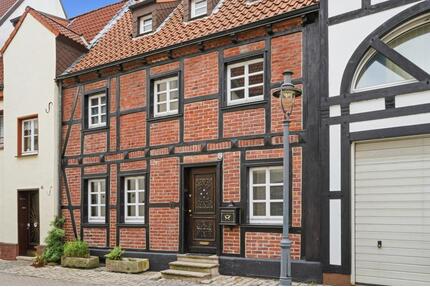 Innenstadtlage trifft Privatsphäre – charmantes Stadthaus - Lünen