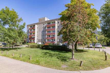 Wohnung zum Mieten in Brandenburg an der Havel 221,30 € 33.53 m²