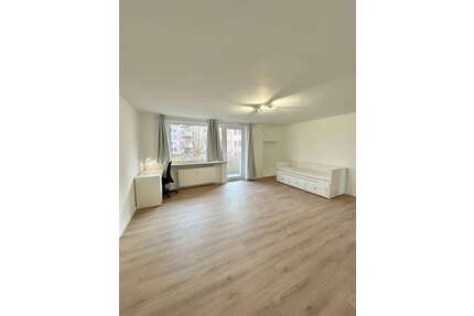 Wohnung zum Mieten in München 1.045,00 € 80 m²