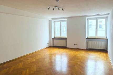 Wohnung zum Kaufen in Augsburg 199.000,00 € 57 m²