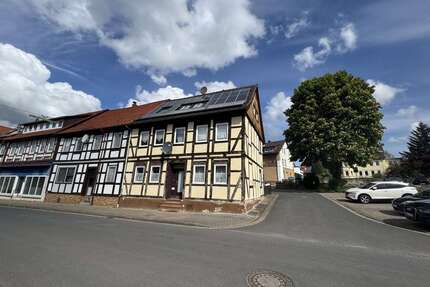Haus zum Kaufen in Uslar 120.000,00 € 180 m²