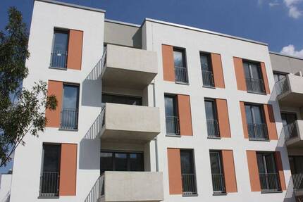Tolle 2-ZKB-Wohnung im Erdgeschoss mit Terrasse kurzfristig zu vermieten - Frankfurt am Main Unterliederbach