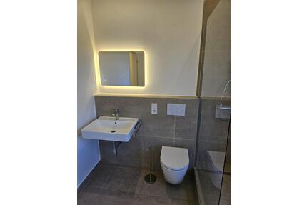 Möbliertes Zimmer – All-In-Miete – WG 1 Zimmer Wohnung - Stolberg (Rhld.) Büsbach