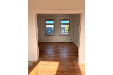 Hasan Kurlas - 1.350,00&nbsp;EUR Kaltmiete, ca.&nbsp; 80,00&nbsp;m&sup2; in Lübeck (PLZ: 23568) Sankt Gertrud