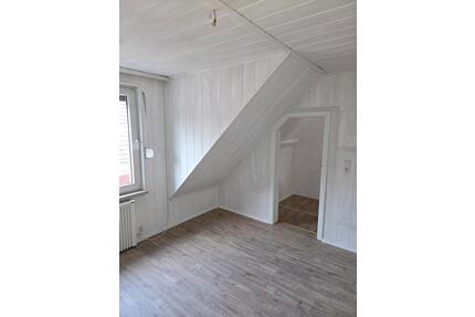 Kleines Haus zu Vermieten - 670,00&nbsp;EUR Kaltmiete, ca.&nbsp; 81,00&nbsp;m&sup2; in Kyritz (PLZ: 16866)