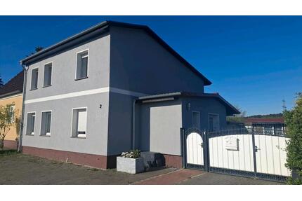 Großzügiges Einfamilienhaus mit Einliegerwohnung in Golzow - Chorin