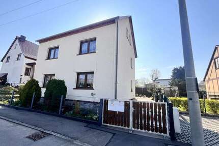Haus zum Kaufen in Borna 140.000,00 € 140 m²
