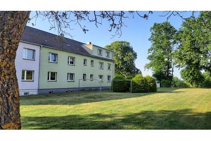 2-Raum Wohnung mit Küche - 280,00&nbsp;EUR Kaltmiete, ca.&nbsp; 48,00&nbsp;m&sup2; in Feldberger Seenlandschaft (PLZ: 17258)