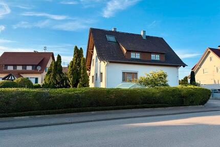 Zweifamilienhaus mit viel Potenzial und Lagerfläche in Kürzell - Meißenheim