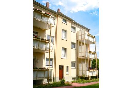 Komplett Modernisiert: 2,5 Raum Wohnung mit Balkon - Herne Eickel