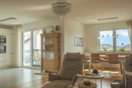 Exklusive 3-Zimmer-Eigentumswohnung in Neubauqualität in Wallersdorf