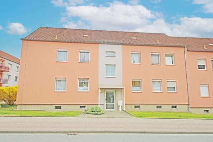 Wohnung zum Kaufen in Dessau-Roßlau 92.000,00 € 67 m²