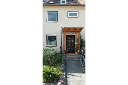 3 Zimmer Wohnung + Gartenmitnutzung, Potsdam Süd