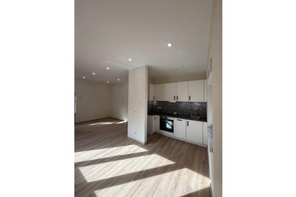 Charmante 1,5-Zimmer-Wohnung in Top-Lage am Main zu vermieten! - Hochheim am Main