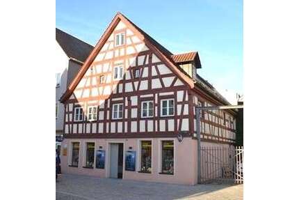 Haus zum Kaufen in Roth 850.000,00 € 386 m²