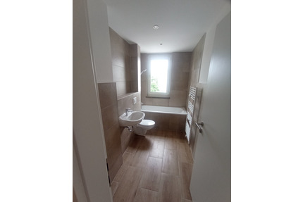 Moderne 3-Zimmer-Wohnung mit Balkon in Bitterfeld-Wolfen