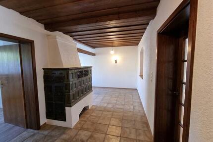 Frisch renovierte 3 ZKB mit Terrasse, Garten, Nebenraum + Garage - Moosburg an der Isar