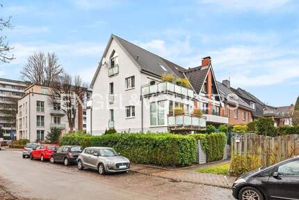 Attraktives Investment mit 3 Wohneinheiten in ruhiger, grüner Lage mit bestem Energiewert - Hamburg Wandsbek