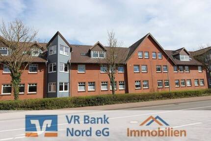 Freie 2-Zimmer-DG-ETW mit Stellplatz in Zentrumslage - Leck