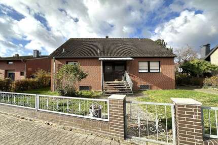 Haus zum Kaufen in Edemissen 240.000,00 € 160 m²