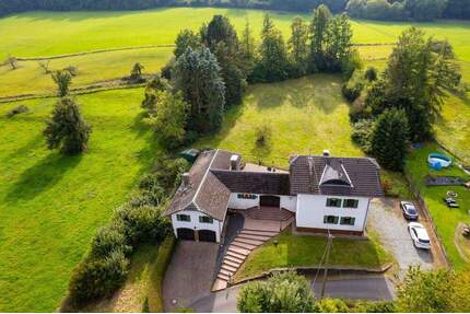 Landhaus in idyllischer Alleinlage - Wohnen im Grünen mit viel Platz für Ideen - Neustadt (Wied) Eilenberg